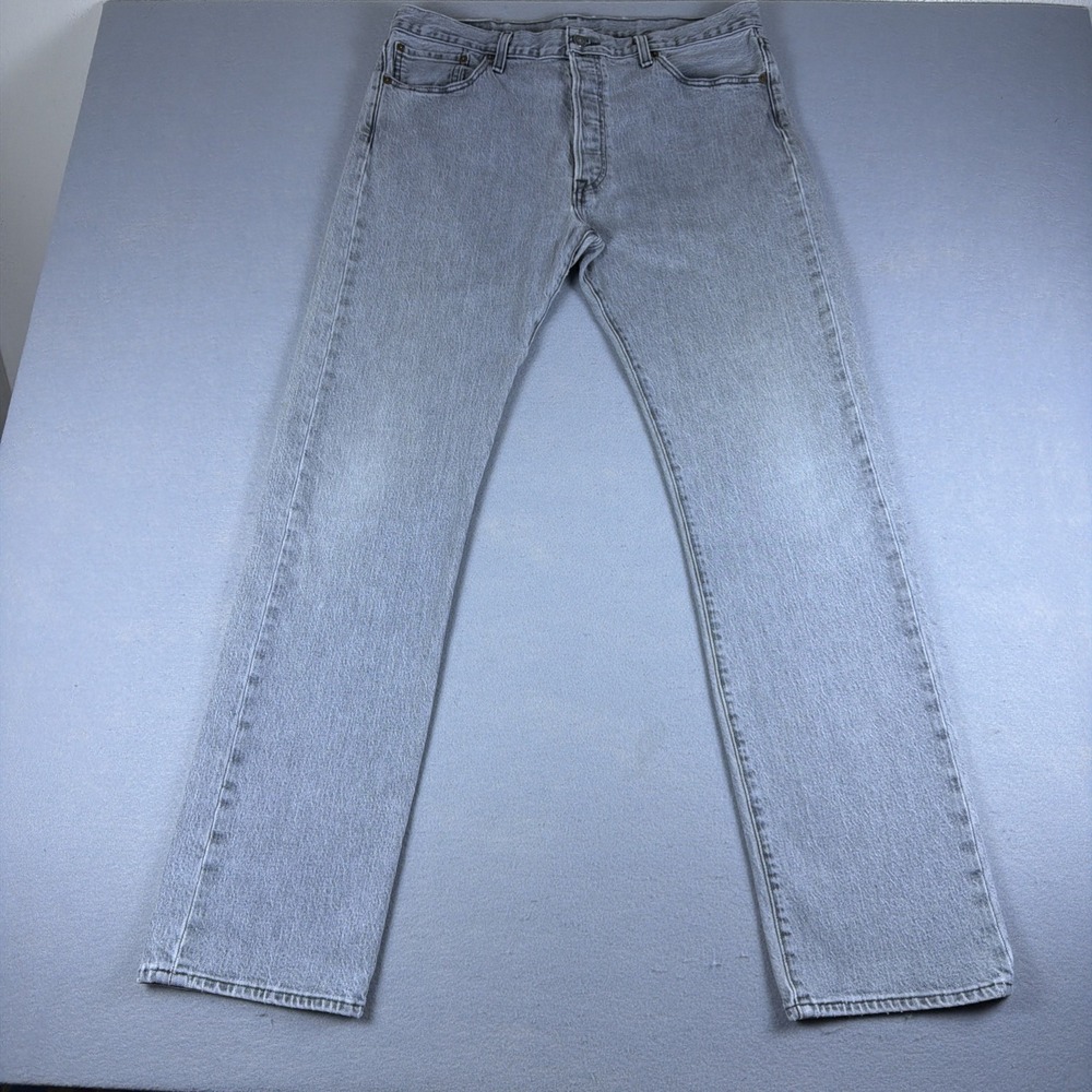 Levis 501 Jeans Mens 35x34 (32) Gray Denim Button Fly Classic Original Straight